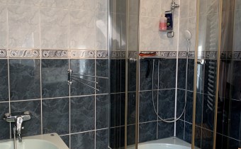 ŁAZIENKA NA PIĘTRZE