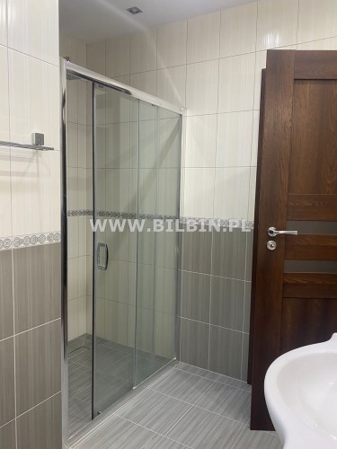 ŁAZIENKA NA PIĘTRZE